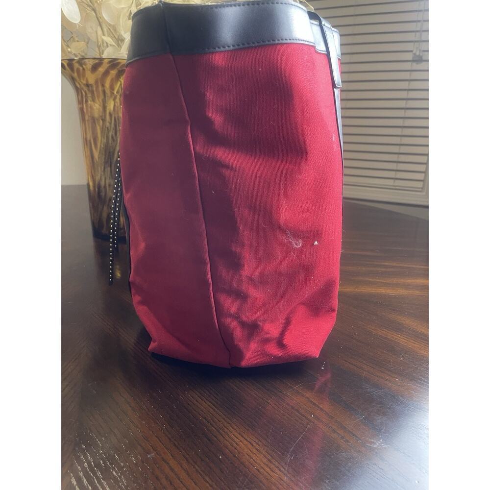 Victoria's Secret Large Tote Bag Red Canvas Black Trim Bronze Studs New 23" x 13 - Picture 4 of 7
